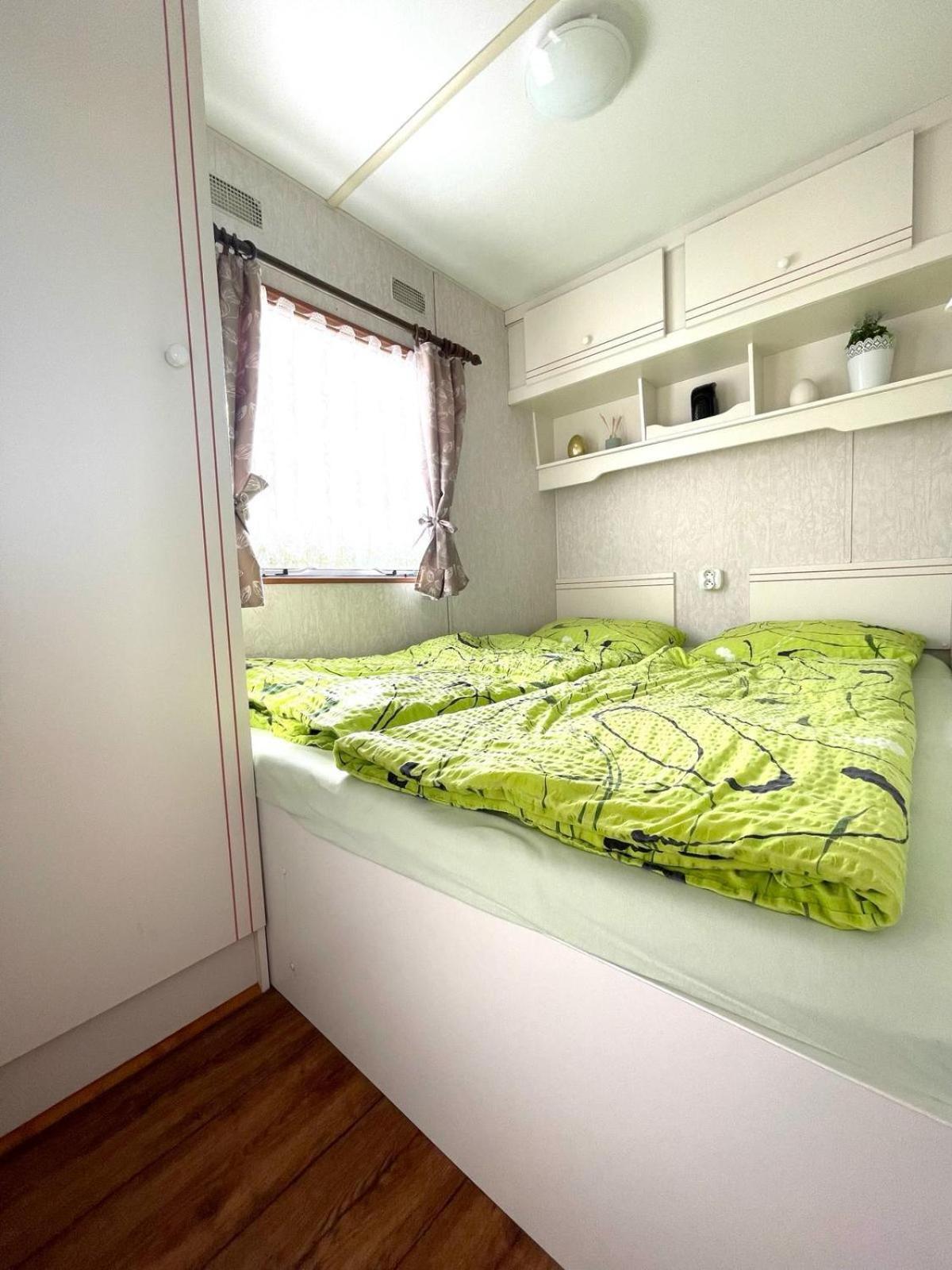 Mobilheim Na Louce Villa Vyrovice ภายนอก รูปภาพ