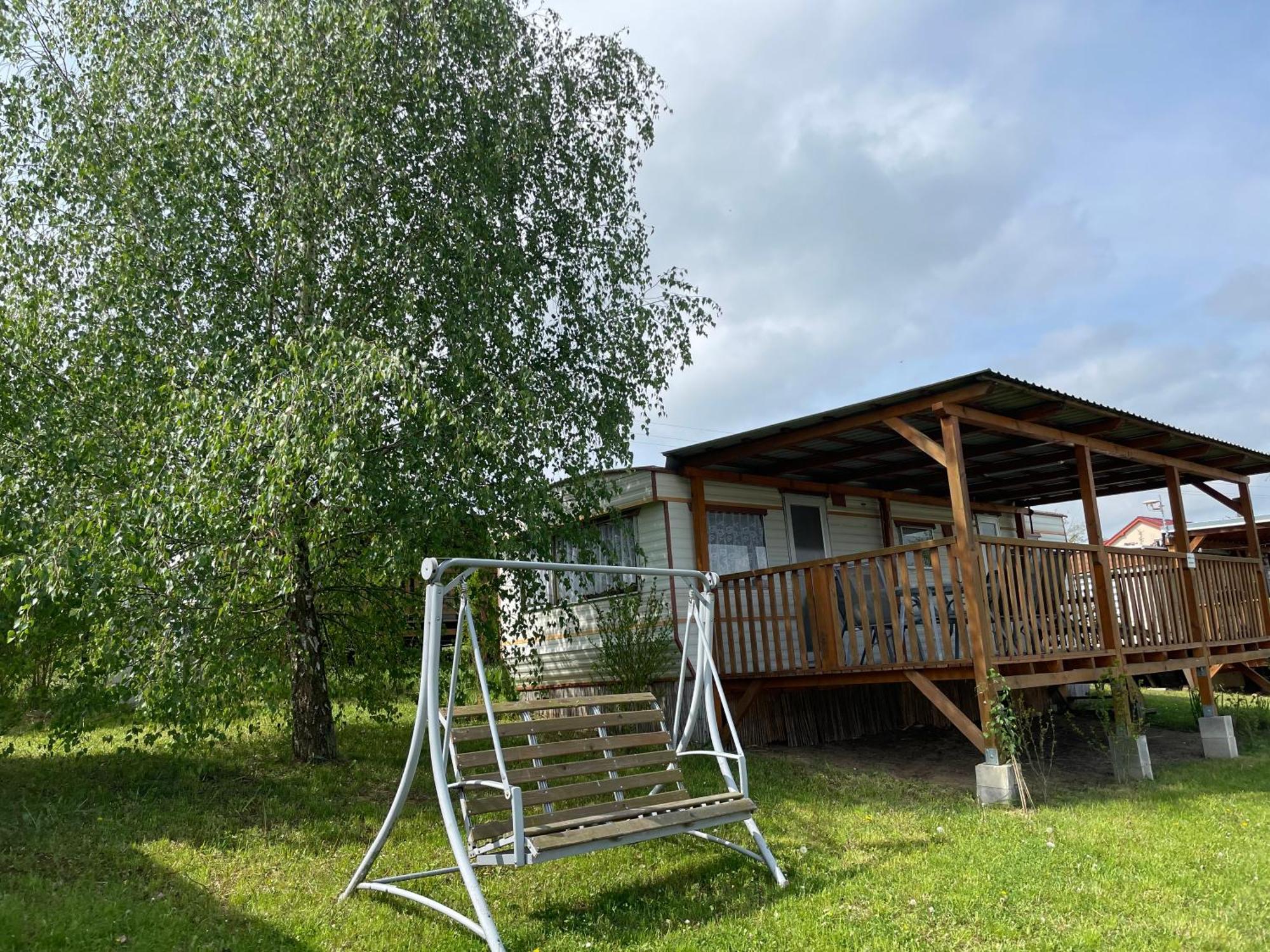 Mobilheim Na Louce Villa Vyrovice ภายนอก รูปภาพ
